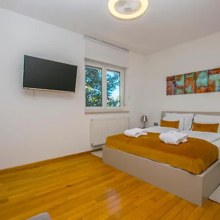 Bilic Homestay szállás *